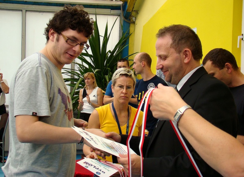 Zdjęcie w galerii na portalu naszwodzislaw.com: Walczyli w wodzie o puchar starosty wiadomości z regionu