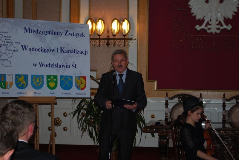 Zdjęcie w galerii na portalu naszwodzislaw.com: W USC mówiono o związku wiadomości z regionu