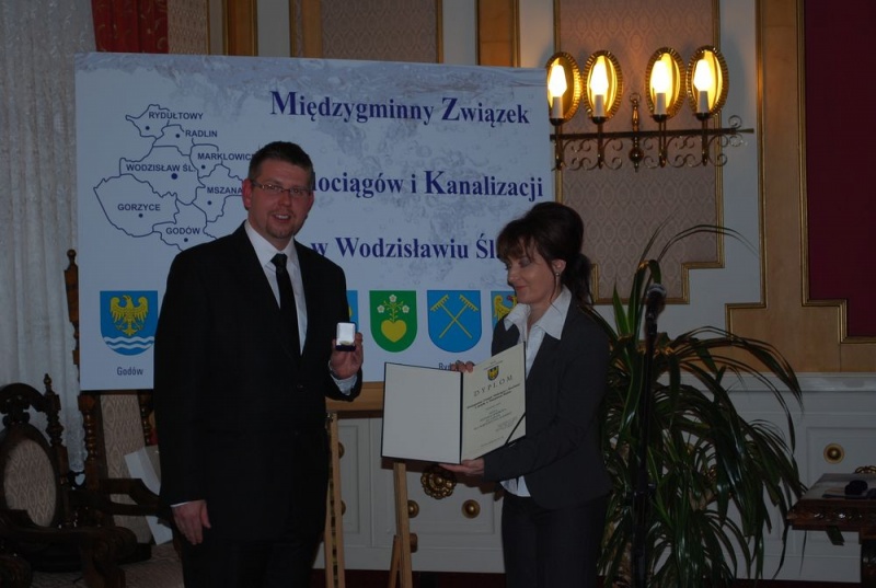 Zdjęcie w galerii na portalu naszwodzislaw.com: W USC mówiono o związku wiadomości z regionu