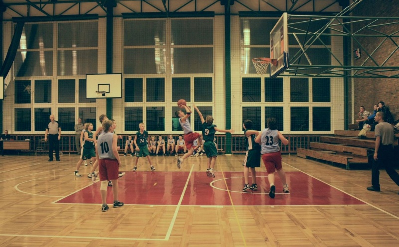 Zdjęcie w galerii na portalu naszwodzislaw.com: Pewne zwycięstwo młodych koszykarzy wiadomości z regionu