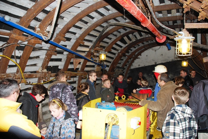 Zdjęcie w galerii na portalu naszwodzislaw.com: Szturm na sztolnię wiadomości z regionu