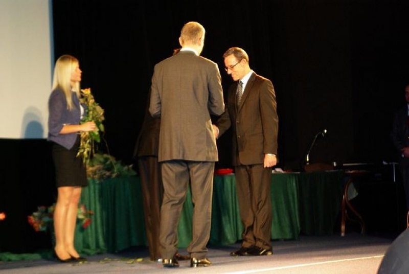 Zdjęcie w galerii na portalu naszwodzislaw.com: Nagrody ministra i kuratora rozdane wiadomości z regionu