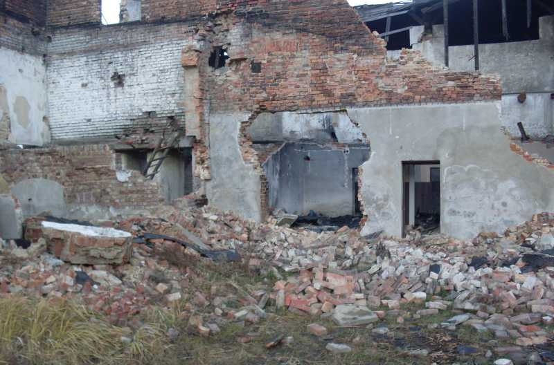 Zdjęcie w galerii na portalu naszwodzislaw.com: Budynek byłej cegielni grozi zawaleniem wiadomości z regionu