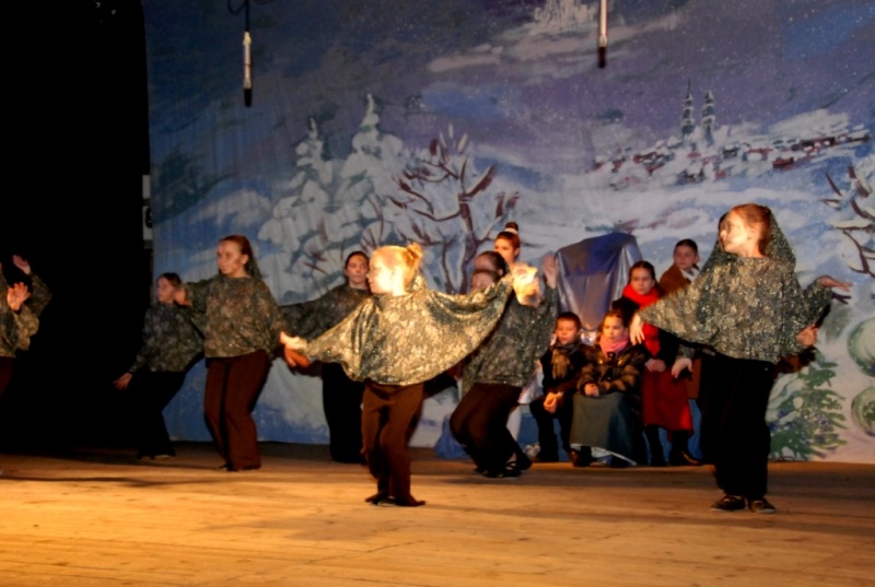 Zdjęcie w galerii na portalu naszwodzislaw.com: Bajkowo w radlińskim MOK-u wiadomości z regionu