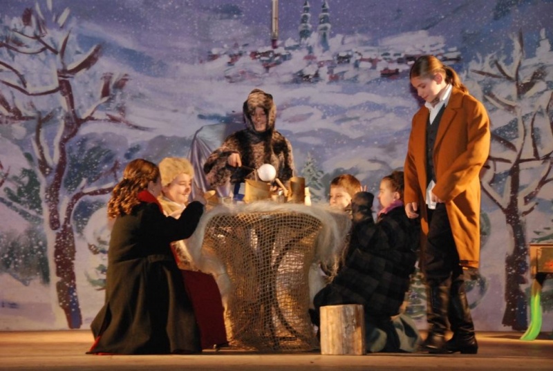 Zdjęcie w galerii na portalu naszwodzislaw.com: Bajkowo w radlińskim MOK-u wiadomości z regionu