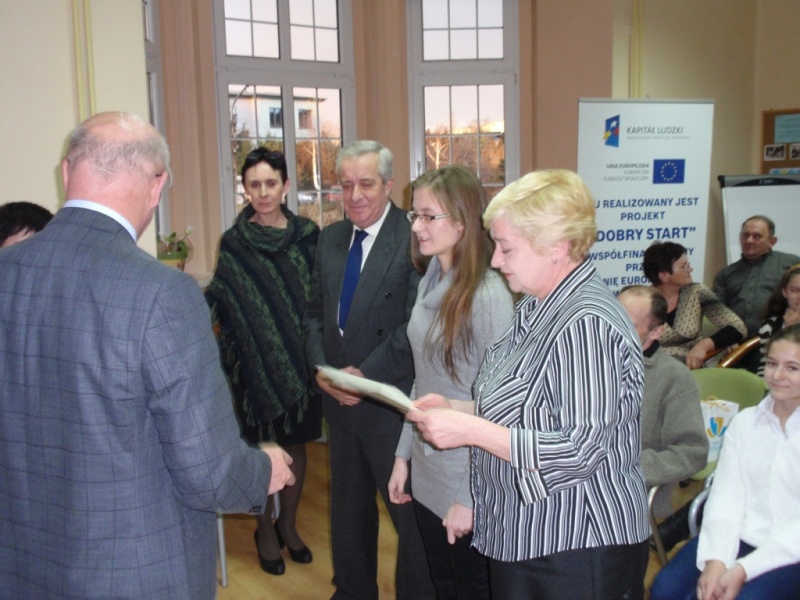 Zdjęcie w galerii na portalu naszwodzislaw.com: Za trud, serce i zaangażowanie wiadomości z regionu