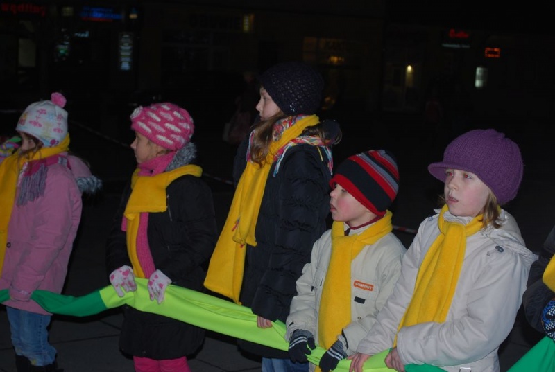 Zdjęcie w galerii na portalu naszwodzislaw.com: Mikołaj na wodzisławskim rynku wiadomości z regionu