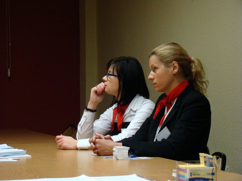 Zdjęcie w galerii na portalu naszwodzislaw.com: 2 tysiące złotych na dzień dobry wiadomości z regionu