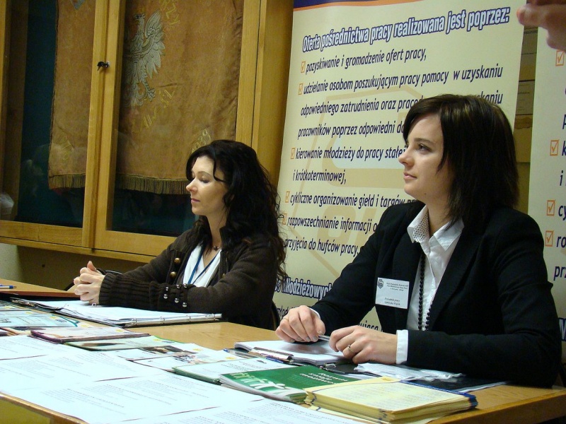 Zdjęcie w galerii na portalu naszwodzislaw.com: 2 tysiące złotych na dzień dobry wiadomości z regionu