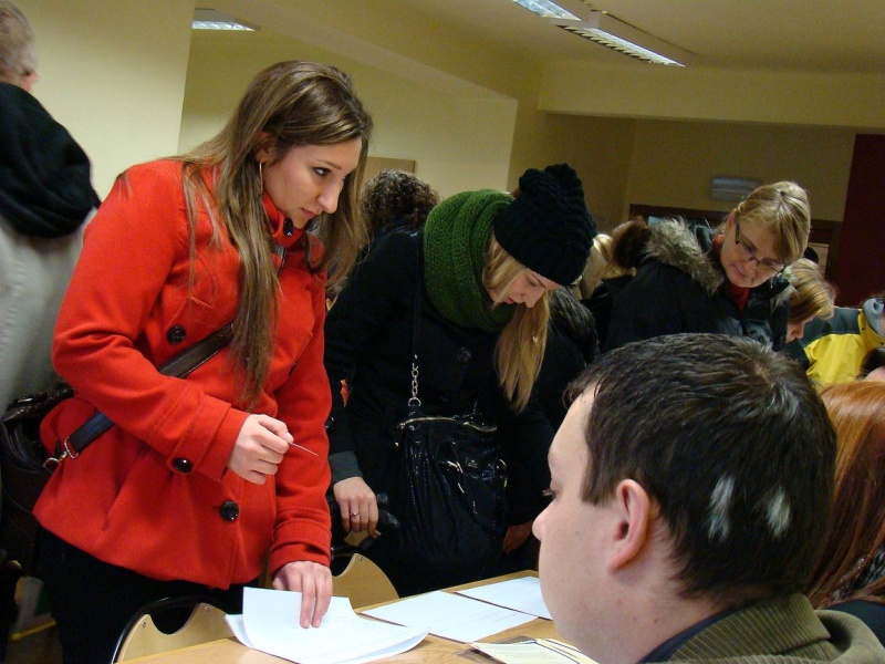 Zdjęcie w galerii na portalu naszwodzislaw.com: 2 tysiące złotych na dzień dobry wiadomości z regionu