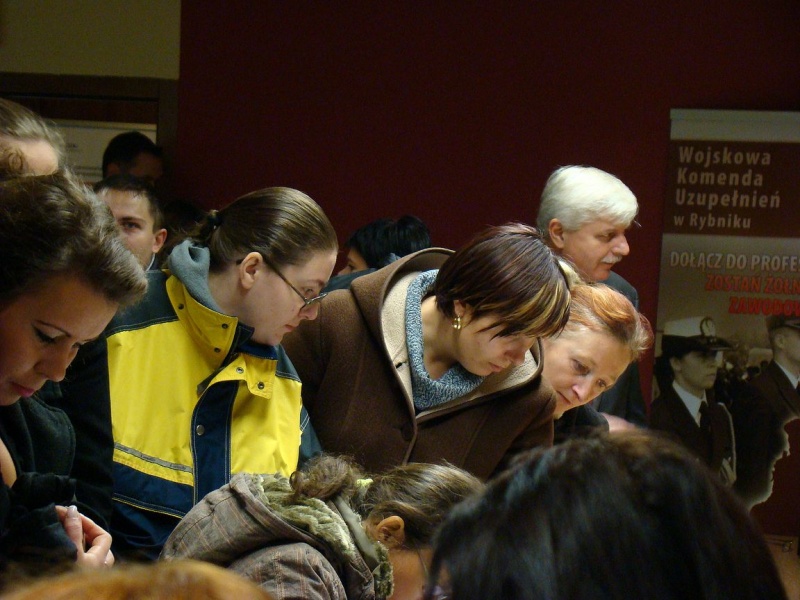 Zdjęcie w galerii na portalu naszwodzislaw.com: 2 tysiące złotych na dzień dobry wiadomości z regionu