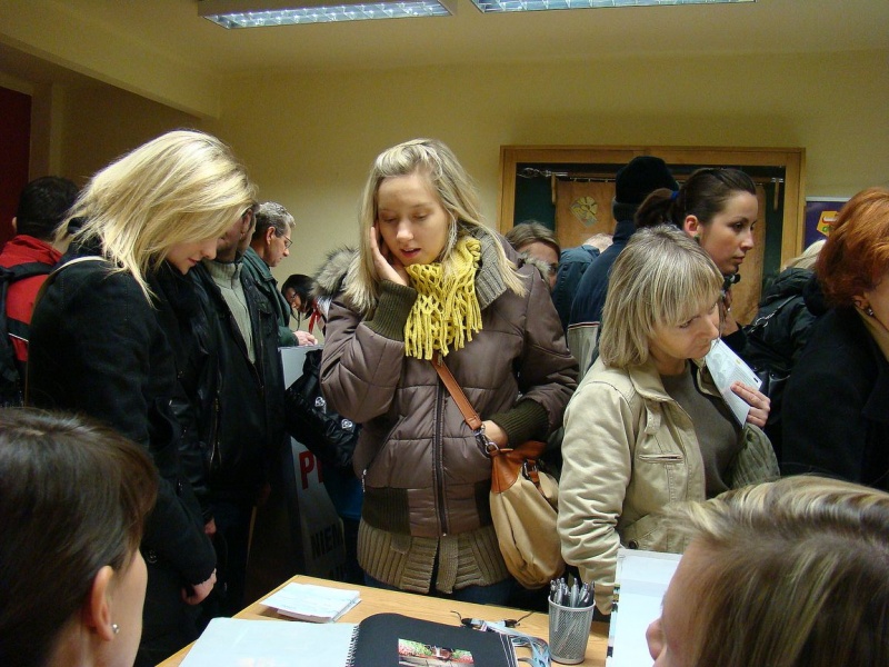 Zdjęcie w galerii na portalu naszwodzislaw.com: 2 tysiące złotych na dzień dobry wiadomości z regionu