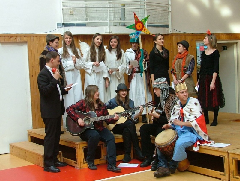 Zdjęcie w galerii na portalu naszwodzislaw.com: Kolędnicy-wędrownicy w Orlovej wiadomości z regionu