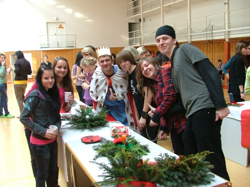 Zdjęcie w galerii na portalu naszwodzislaw.com: Kolędnicy-wędrownicy w Orlovej wiadomości z regionu