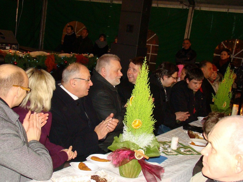 Zdjęcie w galerii na portalu naszwodzislaw.com: Było coś dla ciała i coś dla ducha wiadomości z regionu