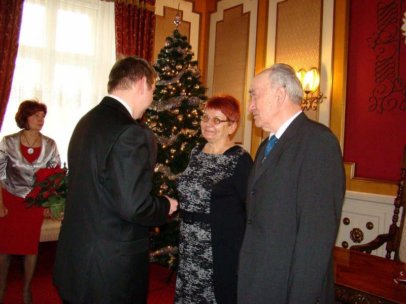 Zdjęcie w galerii na portalu naszwodzislaw.com: 12 par świętowało złote gody wiadomości z regionu