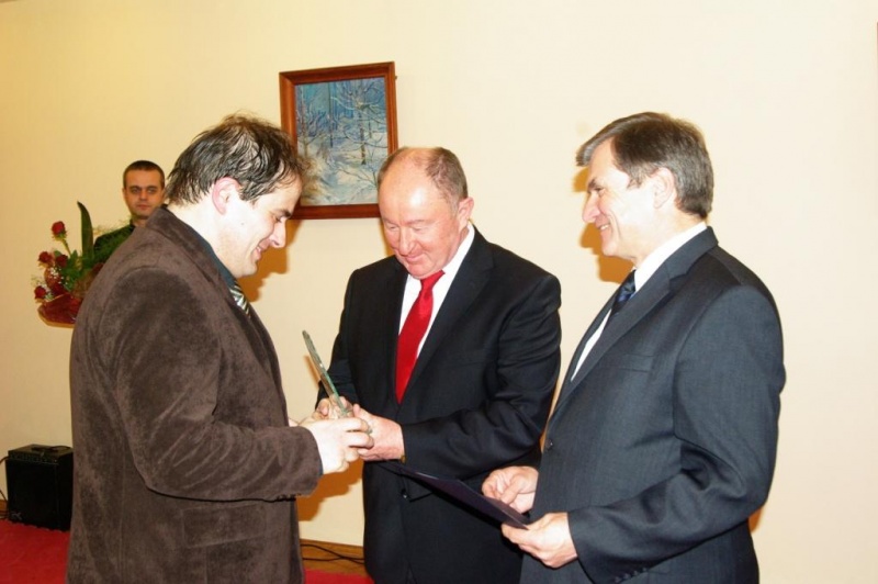 Zdjęcie w galerii na portalu naszwodzislaw.com: Nagrody dla sportowców i ludzi kultury wiadomości z regionu