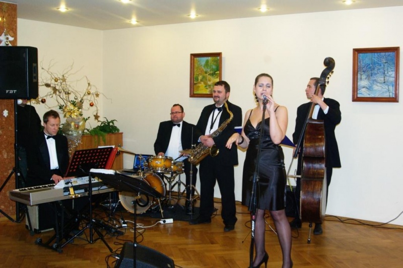 Zdjęcie w galerii na portalu naszwodzislaw.com: Nagrody dla sportowców i ludzi kultury wiadomości z regionu