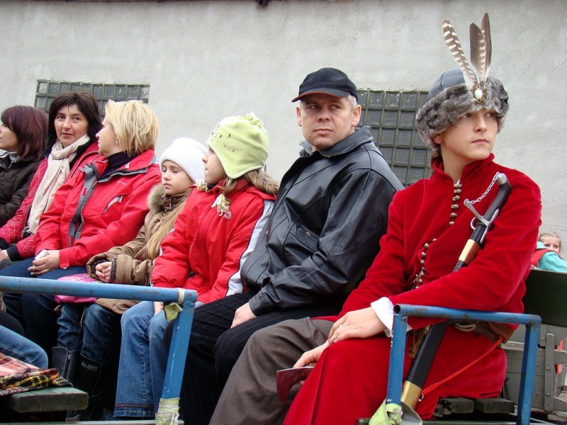 Zdjęcie w galerii na portalu naszwodzislaw.com: Tradycyjna pogoń za lisem w Kokoszycach wiadomości z regionu