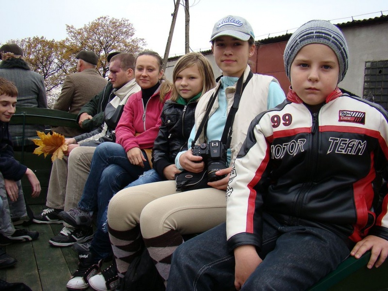 Zdjęcie w galerii na portalu naszwodzislaw.com: Tradycyjna pogoń za lisem w Kokoszycach wiadomości z regionu