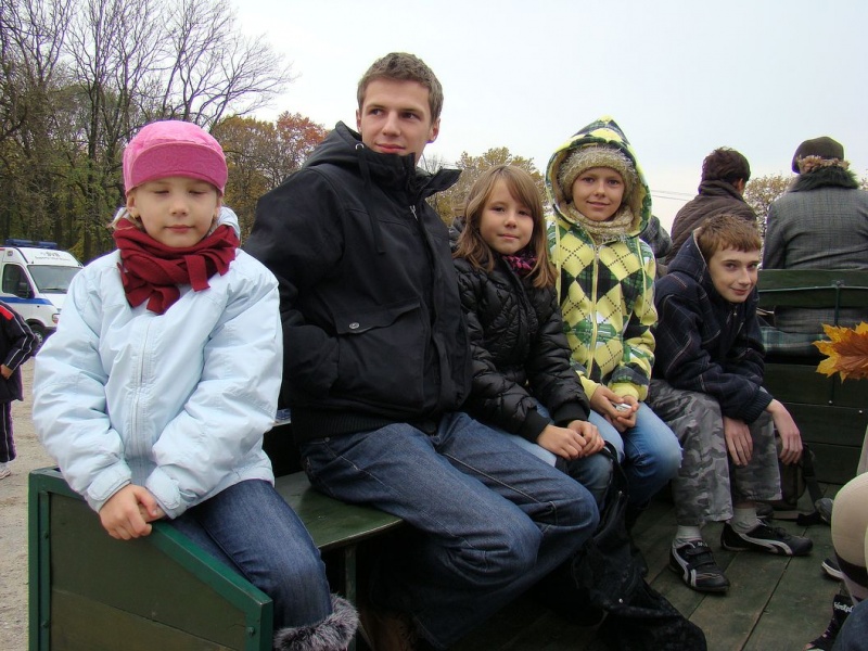 Zdjęcie w galerii na portalu naszwodzislaw.com: Tradycyjna pogoń za lisem w Kokoszycach wiadomości z regionu