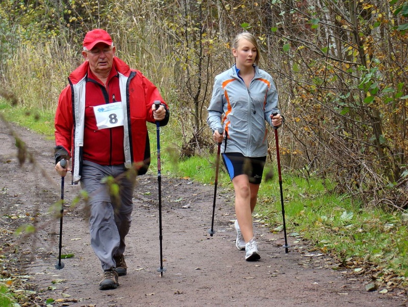Zdjęcie w galerii na portalu naszwodzislaw.com: Nordic walking i nordic ploting w Radlinie wiadomości z regionu