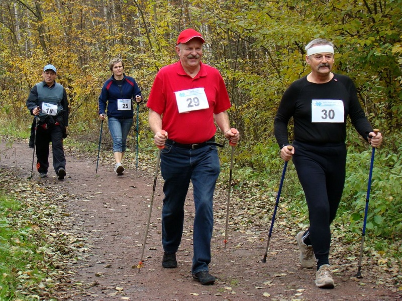 Zdjęcie w galerii na portalu naszwodzislaw.com: Nordic walking i nordic ploting w Radlinie wiadomości z regionu