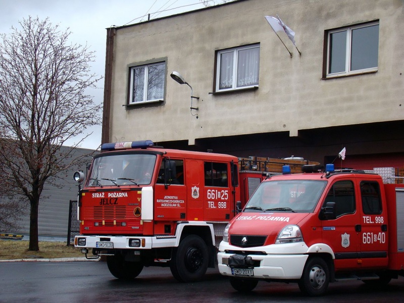 Zdjęcie w galerii na portalu naszwodzislaw.com: W samo południe zawyły syreny wiadomości z regionu