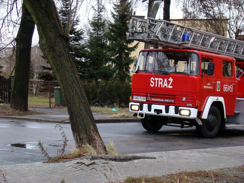 Zdjęcie w galerii na portalu naszwodzislaw.com: Na Wilchwach usuwali skutki wichury wiadomości z regionu