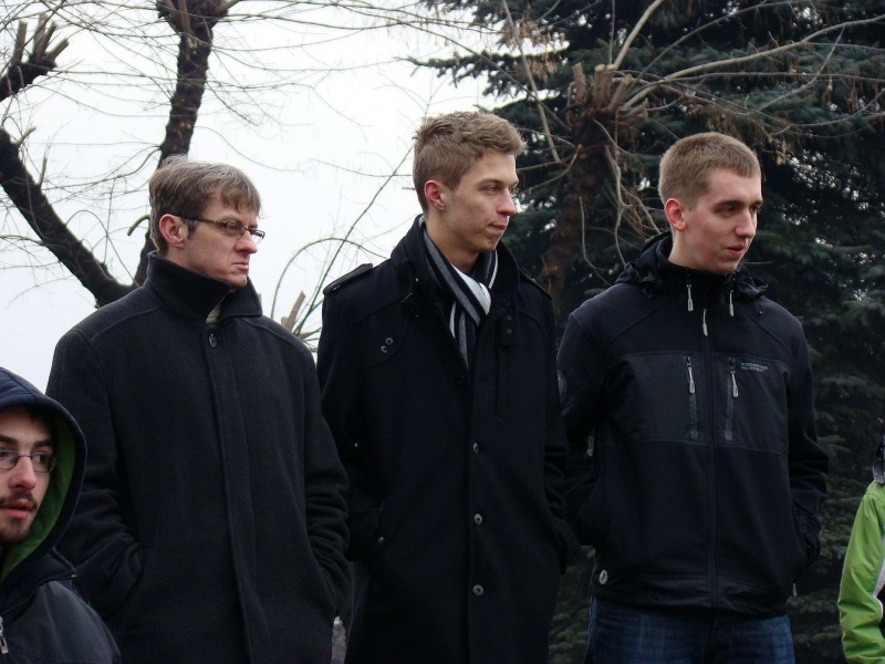 Zdjęcie w galerii na portalu naszwodzislaw.com: Tak grają na rynku i parkingu WPK wiadomości z regionu