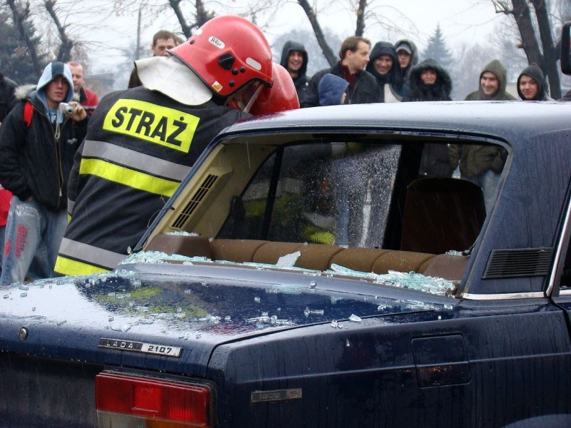 Zdjęcie w galerii na portalu naszwodzislaw.com: Tak grają na rynku i parkingu WPK wiadomości z regionu