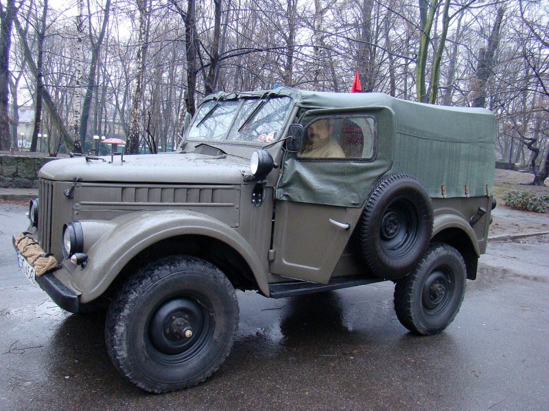 Zdjęcie w galerii na portalu naszwodzislaw.com: Park miejski opanowali mundurowi wiadomości z regionu