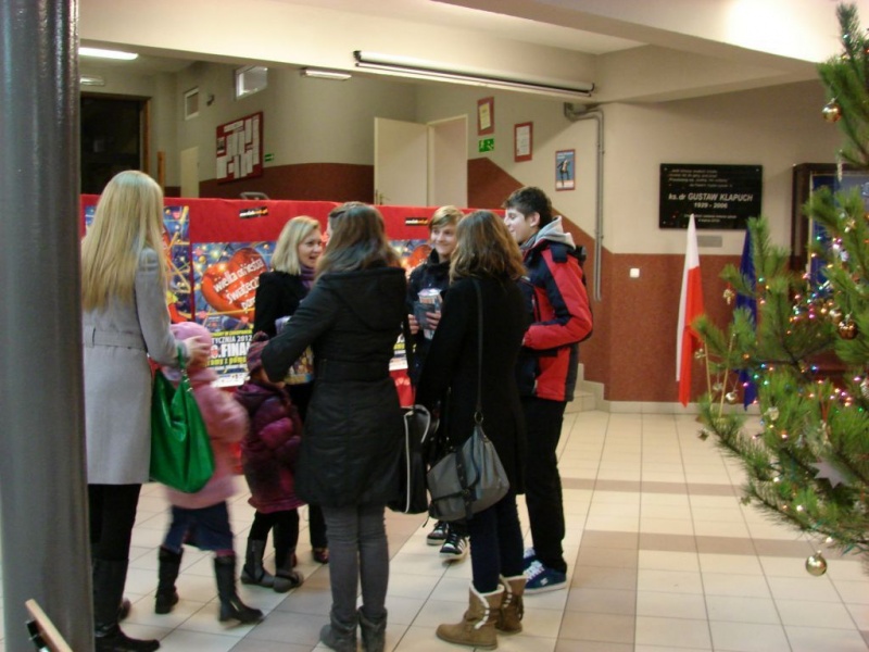 Zdjęcie w galerii na portalu naszwodzislaw.com: Czyżowicki sztab zebrał prawie 13 tys. zł wiadomości z regionu