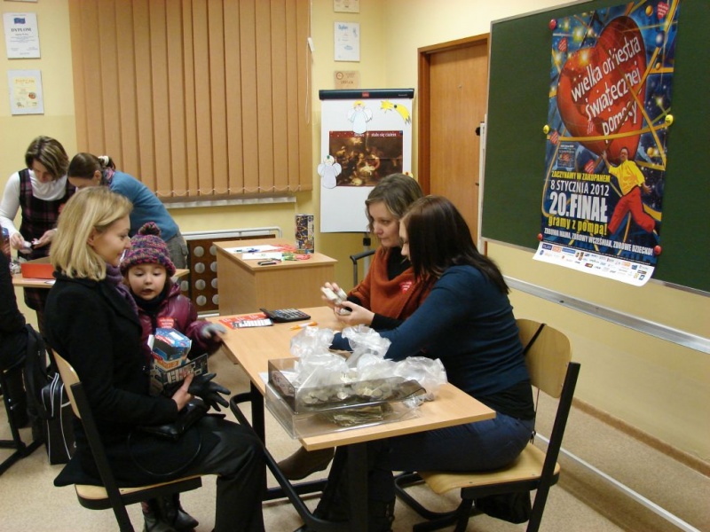 Zdjęcie w galerii na portalu naszwodzislaw.com: Czyżowicki sztab zebrał prawie 13 tys. zł wiadomości z regionu