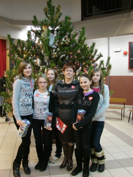 Zdjęcie w galerii na portalu naszwodzislaw.com: Czyżowicki sztab zebrał prawie 13 tys. zł wiadomości z regionu