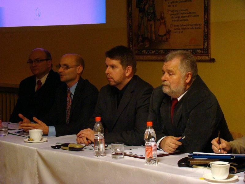 Zdjęcie w galerii na portalu naszwodzislaw.com: Mieszkańcy Jedłownika o skrzyżowaniach wiadomości z regionu