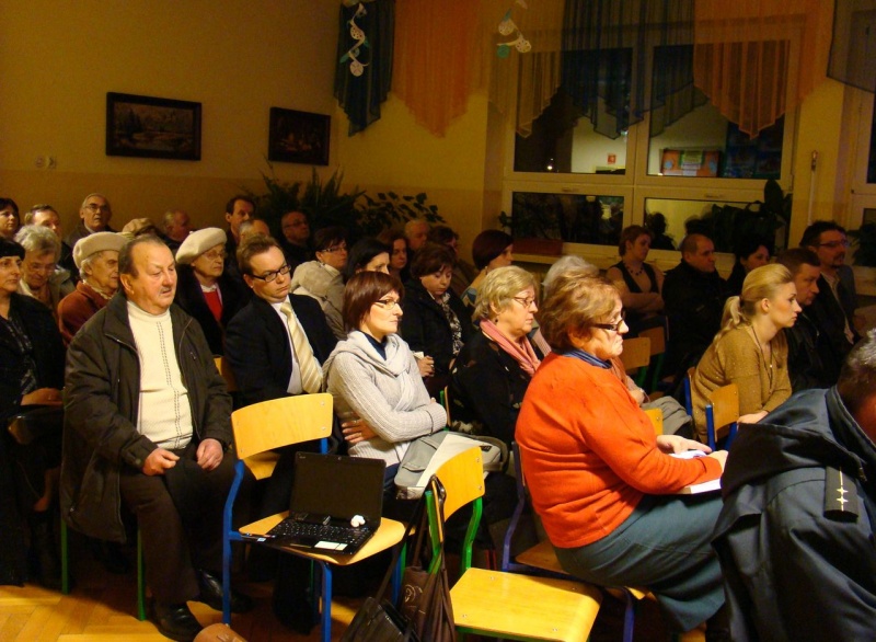 Zdjęcie w galerii na portalu naszwodzislaw.com: Mieszkańcy Jedłownika o skrzyżowaniach wiadomości z regionu