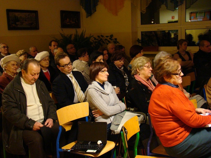 Zdjęcie w galerii na portalu naszwodzislaw.com: Mieszkańcy Jedłownika o skrzyżowaniach wiadomości z regionu