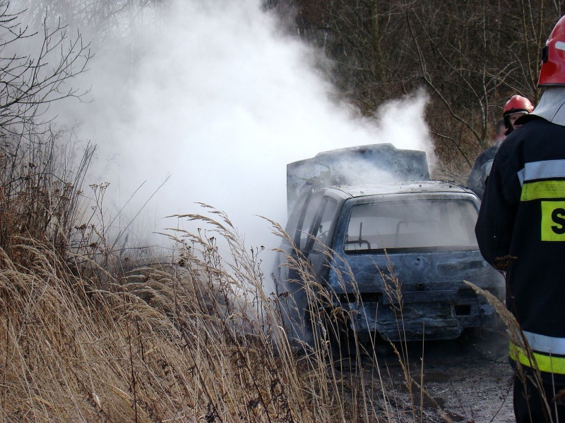 Zdjęcie w galerii na portalu naszwodzislaw.com: Cinquacento doszczętnie spłonęło wiadomości z regionu