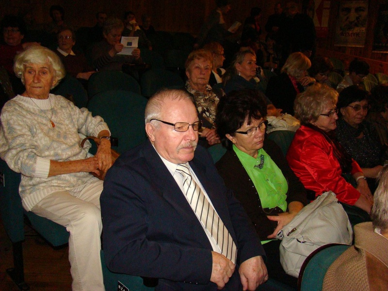 Zdjęcie w galerii na portalu naszwodzislaw.com: Seniorzy wrzucili inny bieg wiadomości z regionu