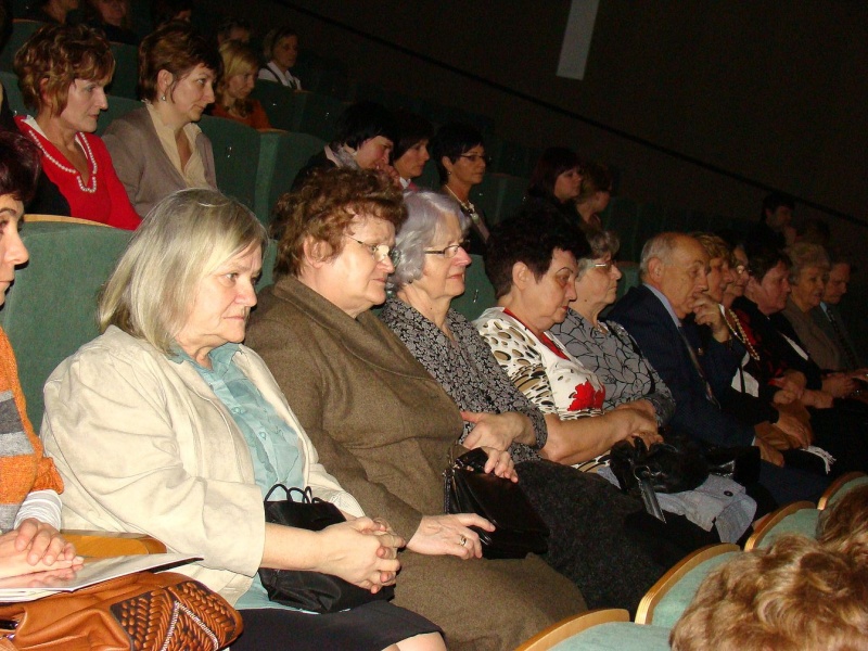 Zdjęcie w galerii na portalu naszwodzislaw.com: Bronimy godności zawodu nauczyciela wiadomości z regionu