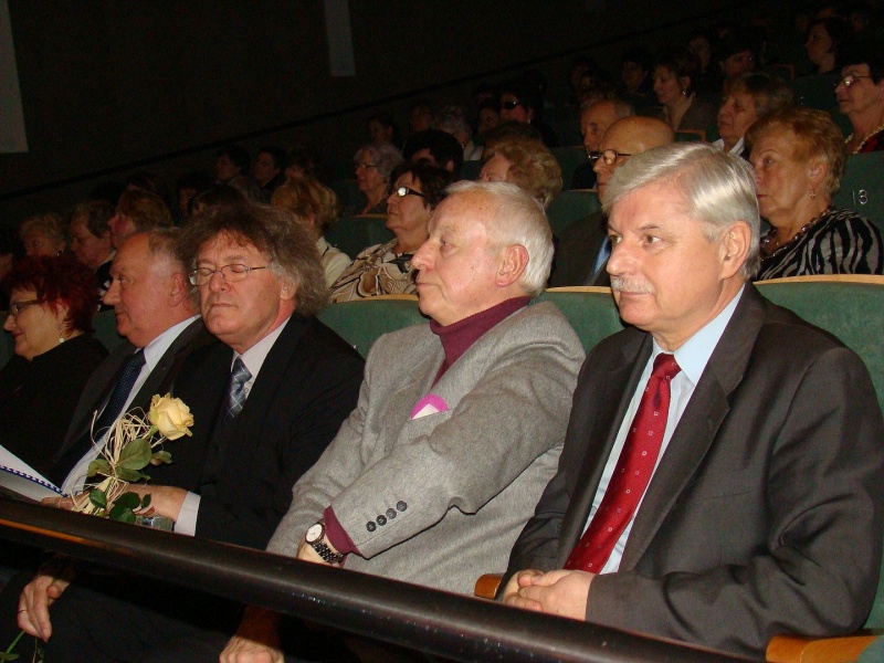 Zdjęcie w galerii na portalu naszwodzislaw.com: Bronimy godności zawodu nauczyciela wiadomości z regionu