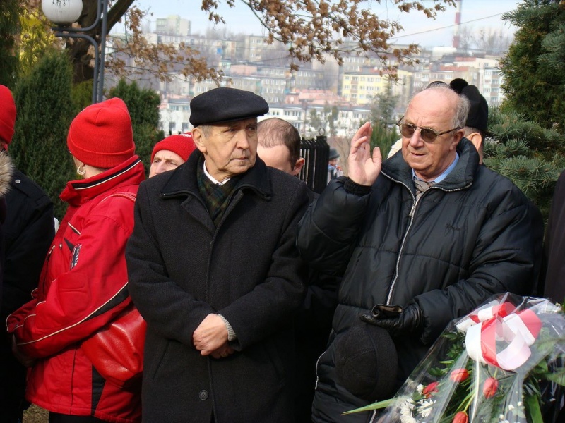 Zdjęcie w galerii na portalu naszwodzislaw.com: Nasze pokolenie wymiera wiadomości z regionu