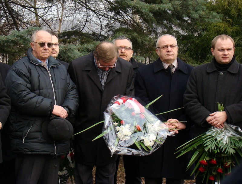 Zdjęcie w galerii na portalu naszwodzislaw.com: Nasze pokolenie wymiera wiadomości z regionu