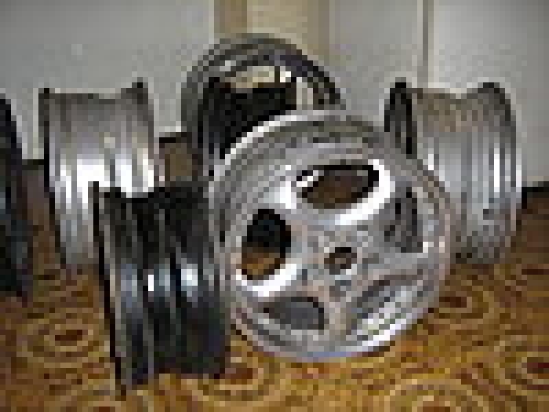 Zdjęcie w galerii na portalu naszwodzislaw.com: Przestępczy duet: odkręcali koła i znikali wiadomości z regionu