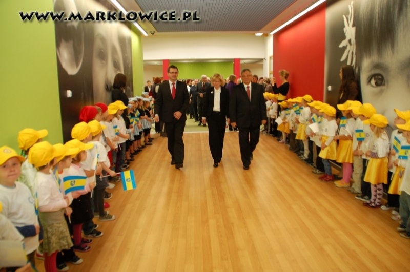 Zdjęcie w galerii na portalu naszwodzislaw.com: Otwarcie nowego budynku przedszkola wiadomości z regionu