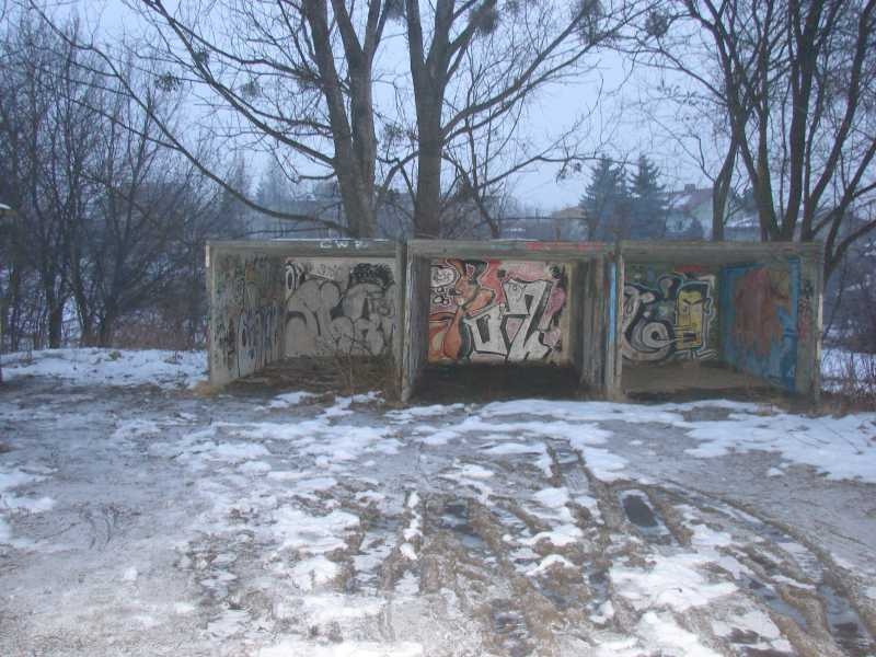 Zdjęcie w galerii na portalu naszwodzislaw.com: Przy Basenowej już czysto wiadomości z regionu