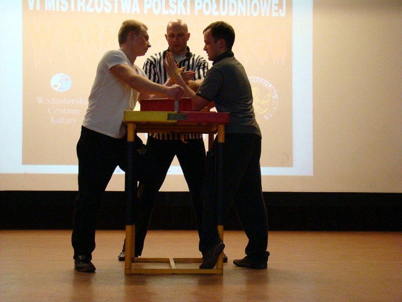 Zdjęcie w galerii na portalu naszwodzislaw.com: Silnoręcy zjechali do Wodzisławia wiadomości z regionu