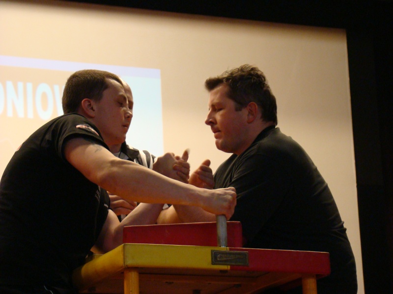 Zdjęcie w galerii na portalu naszwodzislaw.com: Silnoręcy zjechali do Wodzisławia wiadomości z regionu