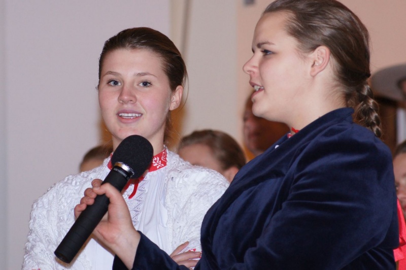 Zdjęcie w galerii na portalu naszwodzislaw.com: Zespół Istebna gościł w Zawadzie wiadomości z regionu